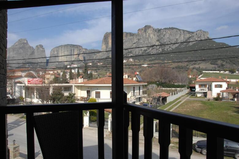 Hostal Iridanos