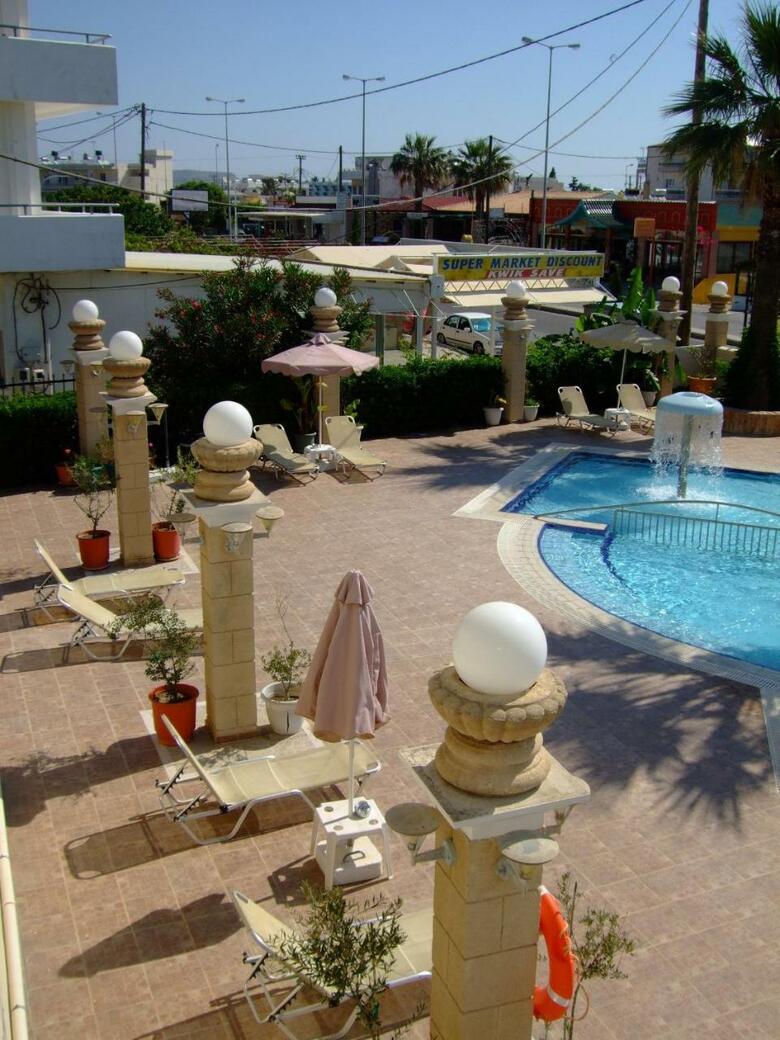 Aparthotel Antonios Hotel