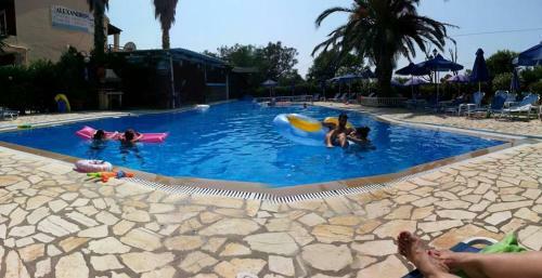 Alexandros Studios Apartments