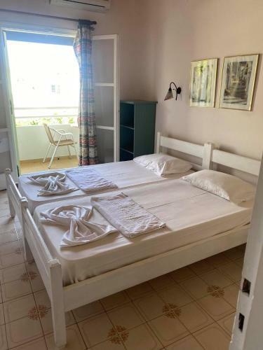 Alexandros Studios Apartments