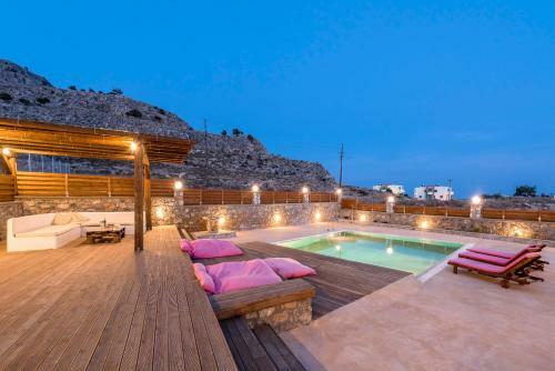 Lindos Seastone Villas