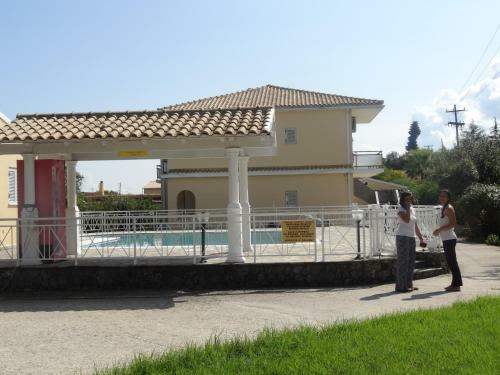 Dimitra Apartments