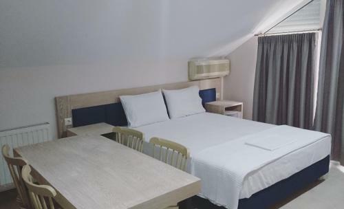 Apartamento Pension Le Monde