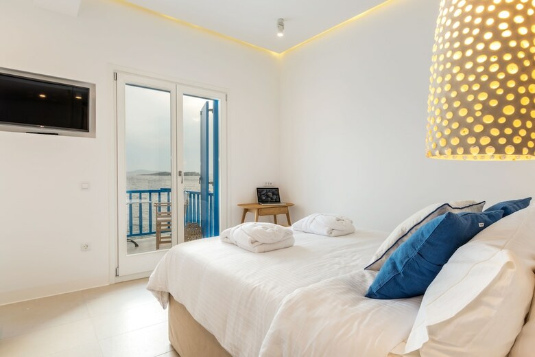 Bed & Breakfast Bluetopia Suites