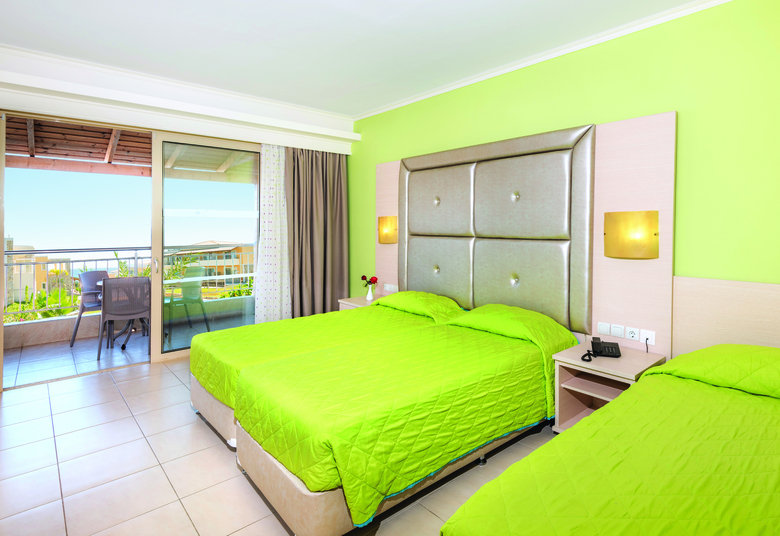 Grand Blue Beach Hotel