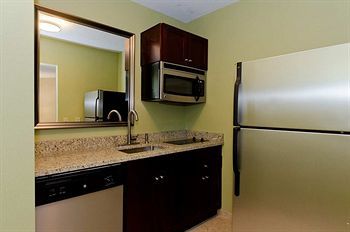 Hotel Doubletree Guest Suites Charlotte / Southpark