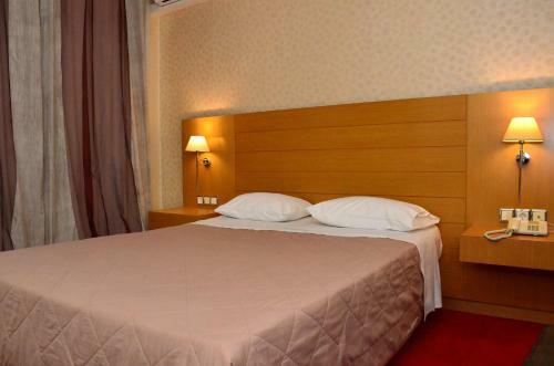 Deves Hotel
