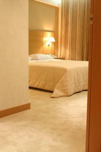 Deves Hotel