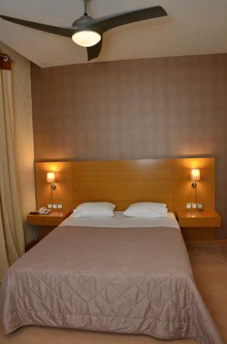 Deves Hotel