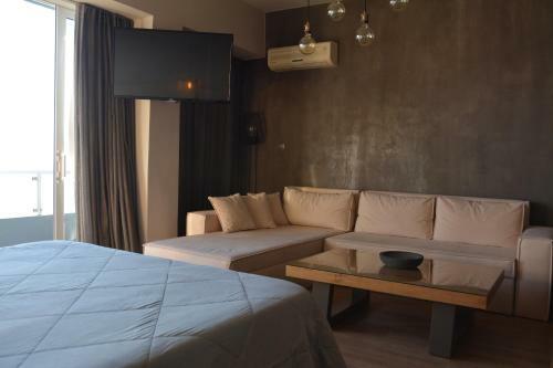 Scorpios Hotel