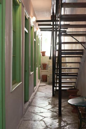 Hostal Antisthenes Guesthouse