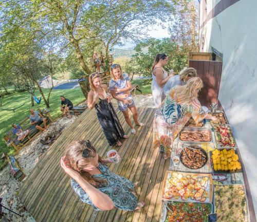 Bed & Breakfast Surf Camp San Sebastian