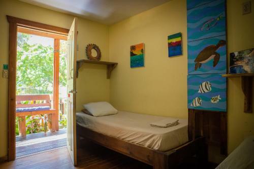 Roatan Backpackers' Hostel