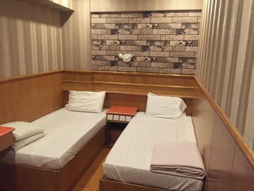 Hostal Wee. Inn