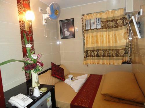 Hostal Dhillon Hotel