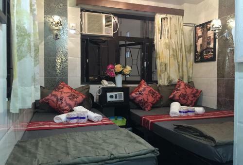 Hostal Hotel Skycity