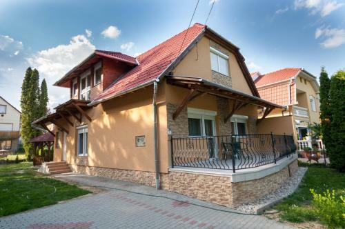 Park Apartment
