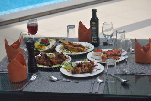 Hotel Starlit Suites