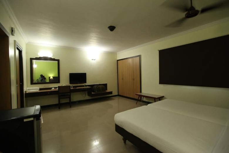 New Woodlands Hotel