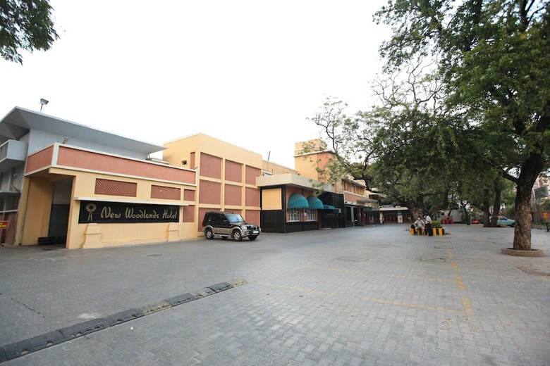 New Woodlands Hotel