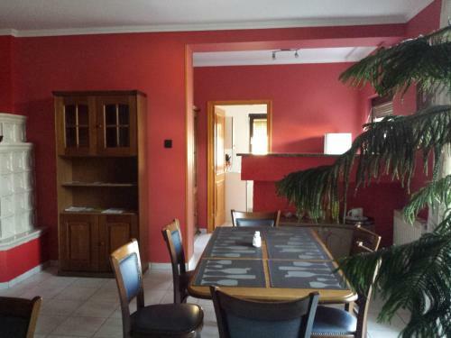 Hostal Napf�ny Villa