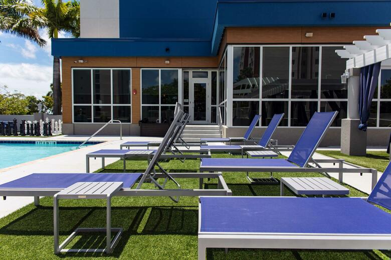 Hotel Hampton Inn & Suites Miami Airport South Blue
