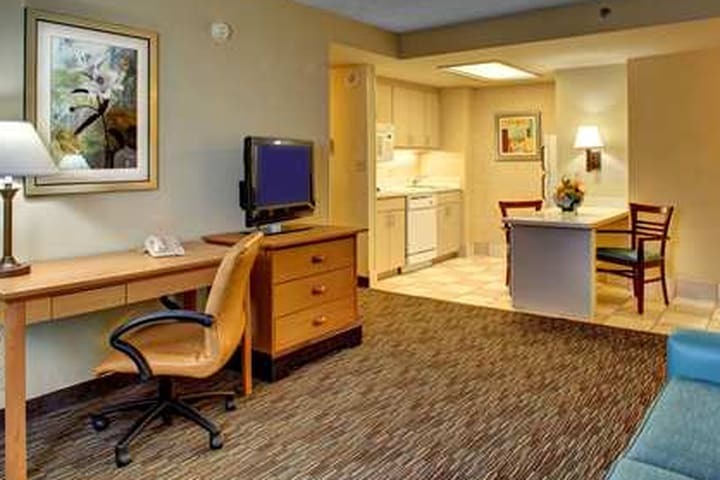 Hotel Hampton Inn & Suites Miami Airport South Blue