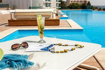 Grand Hotel & Casino International