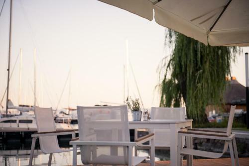Als��rs Marina Hotel