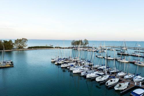 Als��rs Marina Hotel