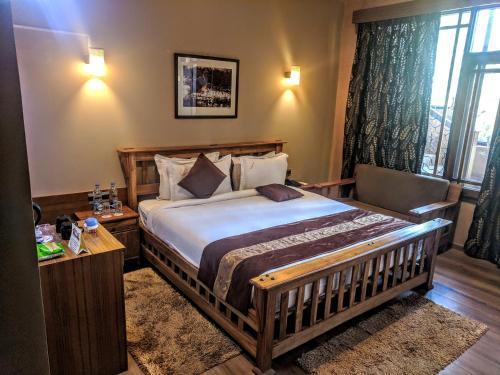 Hostal The Divine Hima