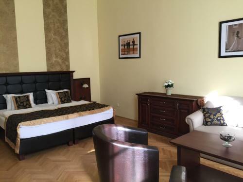 Grand Market Luxury Apartments