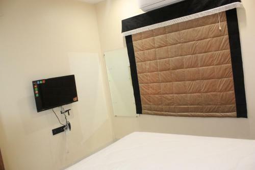 Stay10 Luxury Service Apartment