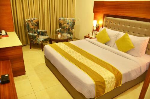 Mint Hotel Premia