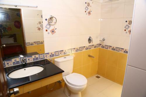 Marine Drive Luxuary Apartment