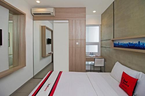 Hostal Reddoorz @ Setiabudi 8