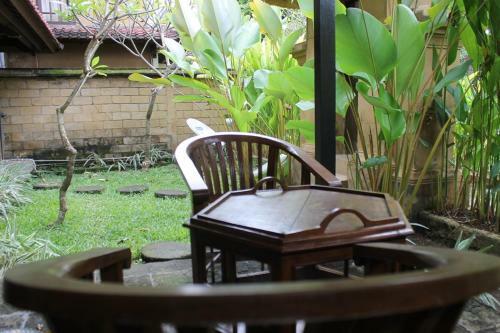 Hostal Puri Kutat Lestari