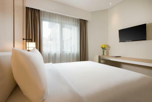Hotel Santika Mega City Bekasi