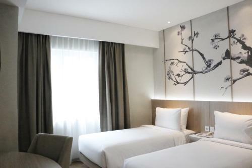 Hotel Santika Mega City Bekasi
