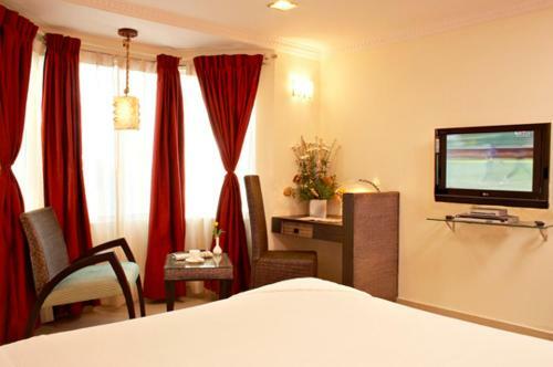 Hotel Shilton Royale