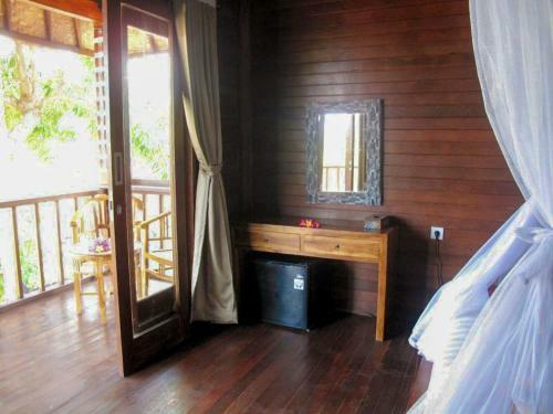 D'mas Huts Lembongan