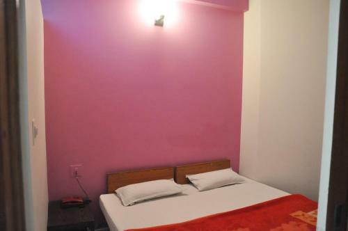Hotel Sugandh Retreat