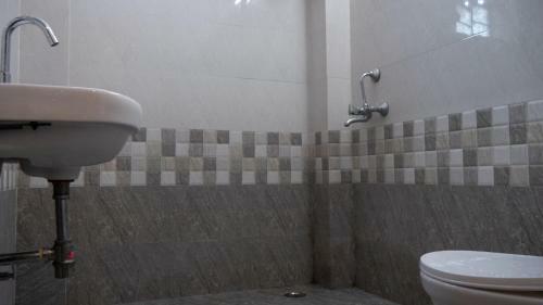 Hotel Sugandh Retreat