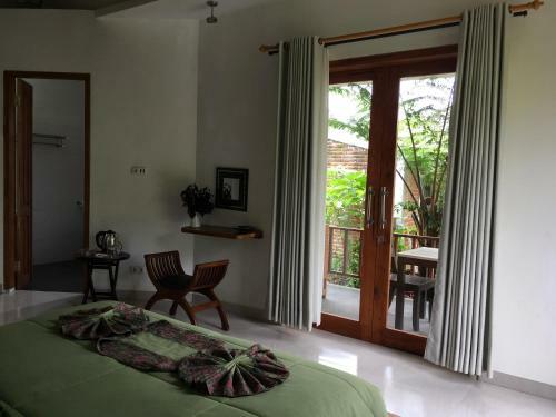 Hostal Terrasse Du Lac Tamblingan