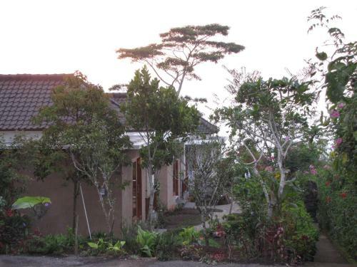 Hostal Terrasse Du Lac Tamblingan