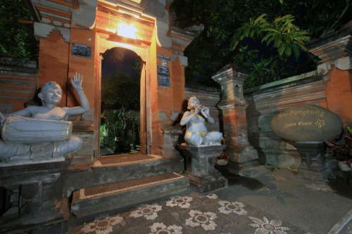 Hostal Guesthouse Gusti Putu Oka