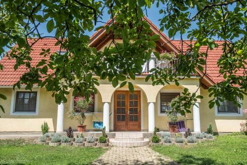 Top�z Apartmanh�zak