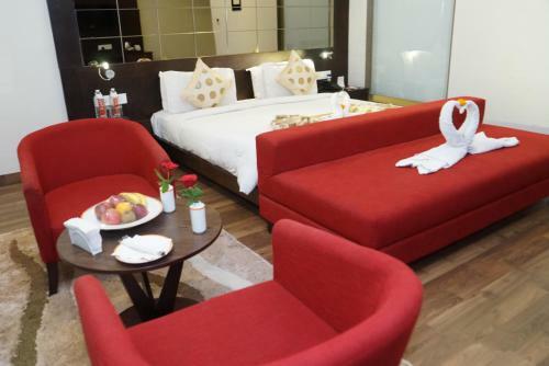 Landmark Hotel