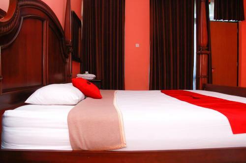 Hostal Reddoorz @ Sersan Bajuri