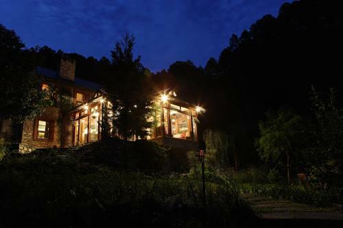 Villa Himalaica